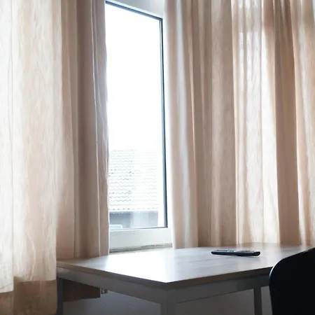 Dim Monteurzimmer 公寓 杜伊斯堡