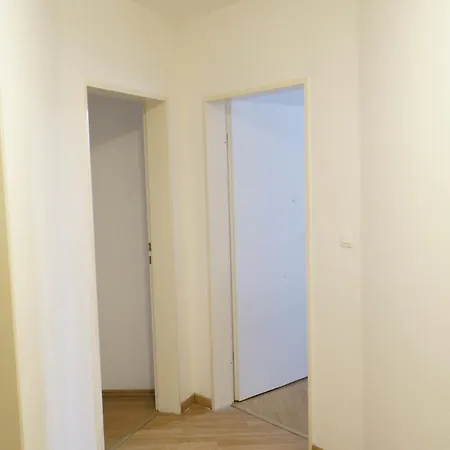 公寓 Dim Monteurzimmer 杜伊斯堡