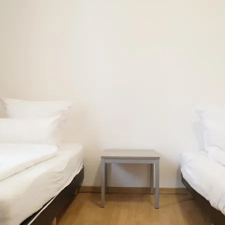 Dim Monteurzimmer 公寓 杜伊斯堡