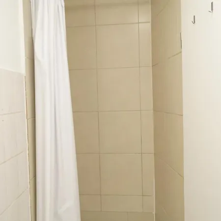 Dim Monteurzimmer & דיסבורג